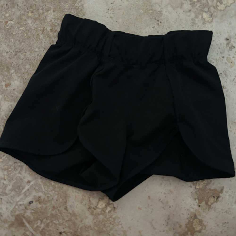 Five Dancewear shorts